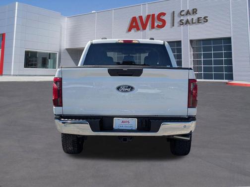 Oxford White 2025 Ford F-150 XLT