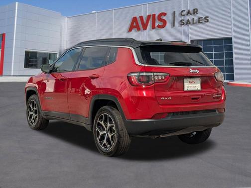 Red Hot Pearlcoat 2025 Jeep Compass Limited