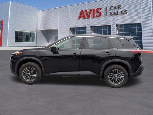 Super Black 2023 Nissan Rogue S