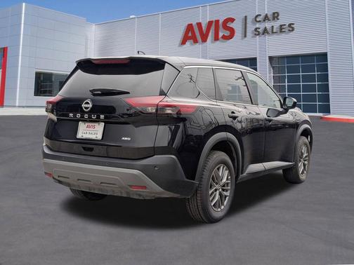 Super Black 2023 Nissan Rogue S