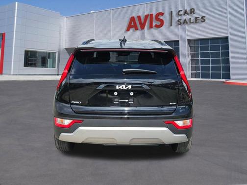 Aurora Black Pearl 2025 Kia Niro LX