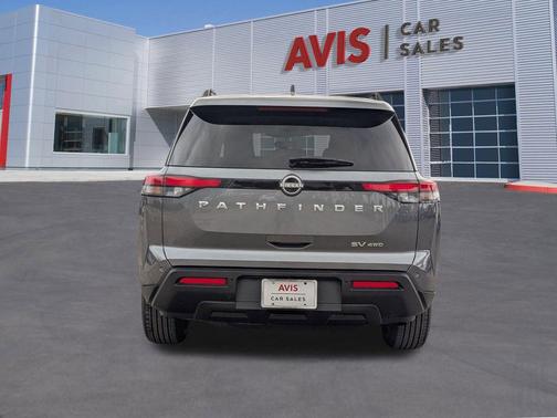2024 Nissan Pathfinder SV 4WD