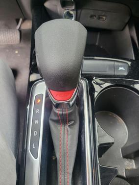 Sterling Gray Metallic 2025 Chevrolet Trax LT