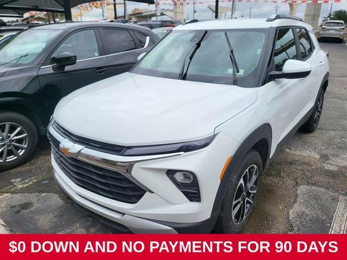 Summit White 2025 Chevrolet Trailblazer LT