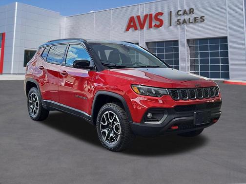 Red Hot Pearlcoat 2025 Jeep Compass Trailhawk