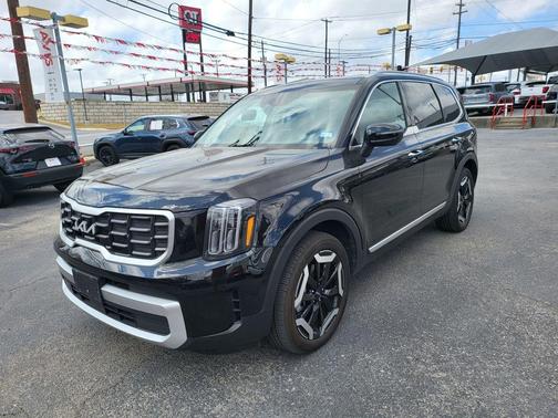 2025 Kia Telluride S