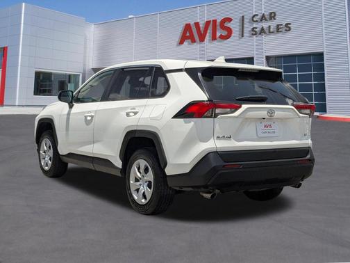 Ice Cap 2025 Toyota RAV4 LE