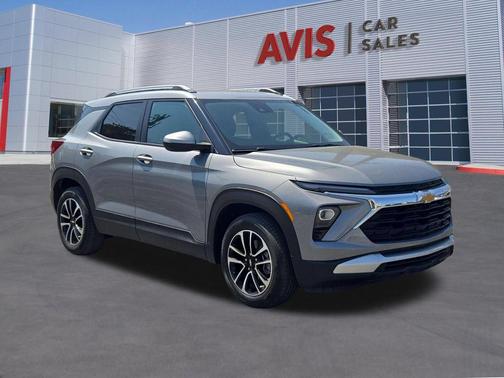 Sterling Gray Metallic 2025 Chevrolet Trailblazer LT