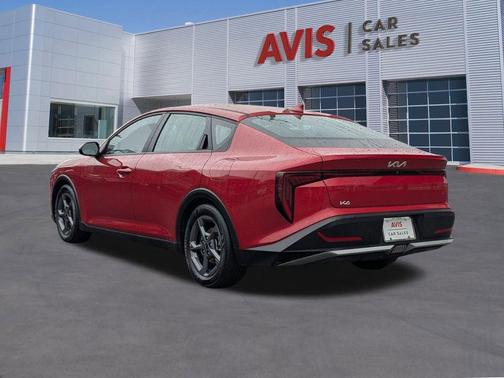 2025 Kia K4 LXS