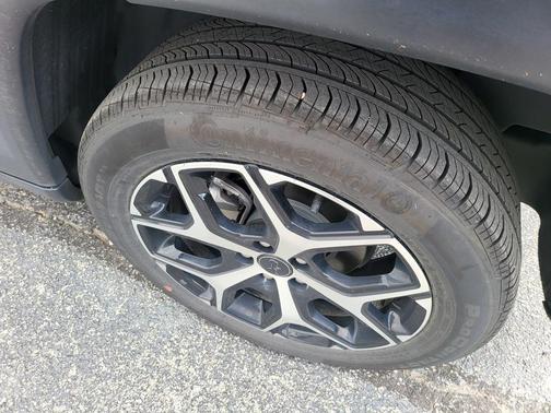 Diamond Black Crystal Pearlcoat 2025 Jeep Compass Limited