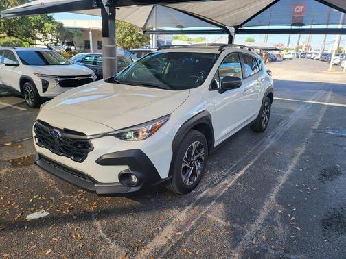 Crystal White Pearl 2025 Subaru Crosstrek Premium
