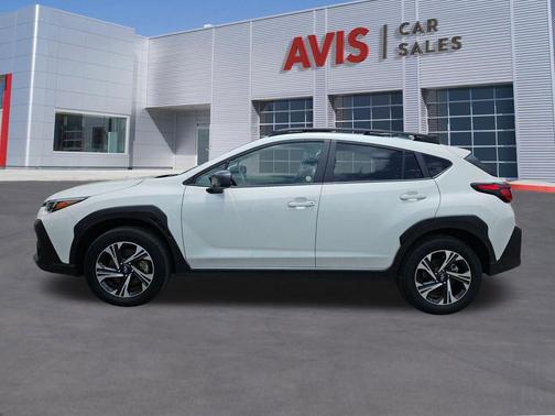 Crystal White Pearl 2025 Subaru Crosstrek Premium
