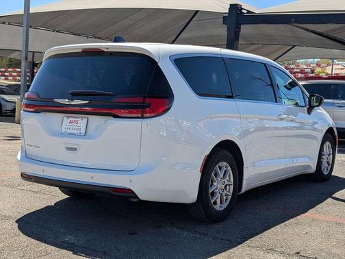 2025 Chrysler Pacifica L