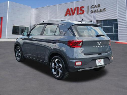 Ecotronic Gray 2025 Hyundai VENUE SEL