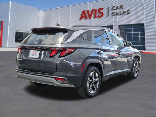 Shimmering Silver 2025 Hyundai TUCSON SEL