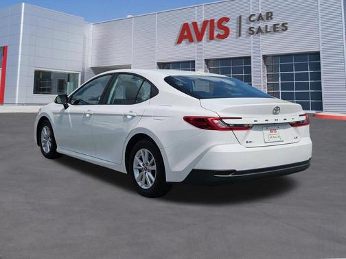 Ice 2025 Toyota Camry LE