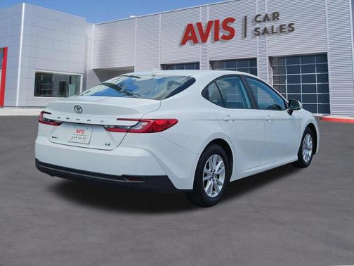 Ice 2025 Toyota Camry LE
