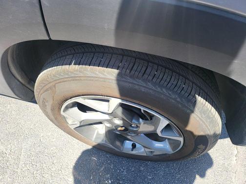 Silver 2025 Chevrolet Trax LT