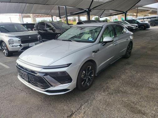 Aero Silver 2025 Hyundai SONATA SEL