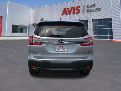 Ice Silver Metallic 2025 Subaru Ascent Premium 7-Passenger
