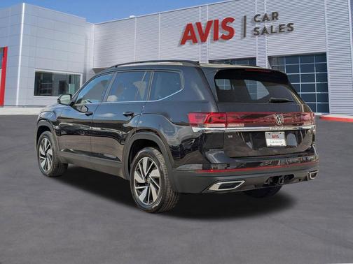2025 Volkswagen Atlas 2.0T SE w/Technology