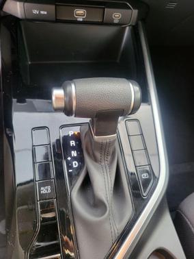 Steel Gray 2025 Kia Niro LX