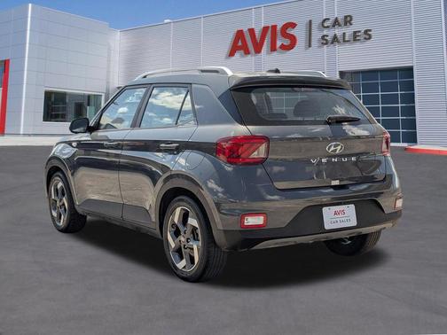 Ecotronic Gray 2025 Hyundai VENUE SEL