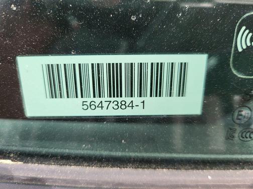 Fluid Metal 2025 Hyundai ELANTRA SEL