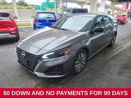 Brilliant Silver Metallic 2025 Nissan Altima 2.5 SV
