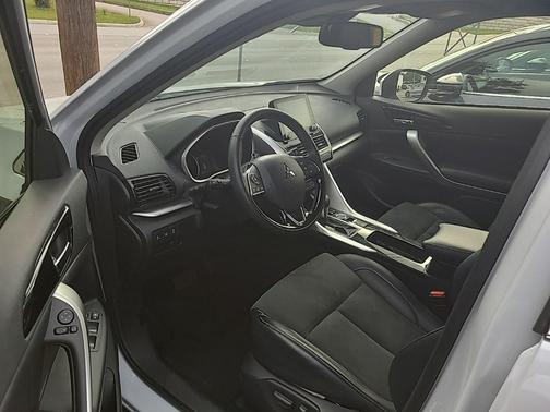 Gray 2025 Mitsubishi Eclipse Cross SE