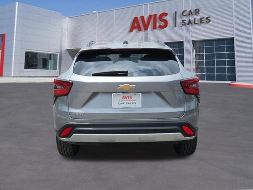 Silver 2025 Chevrolet Trax LT