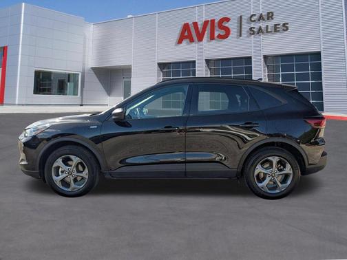 Agate Black Metallic 2025 Ford Escape ST-Line
