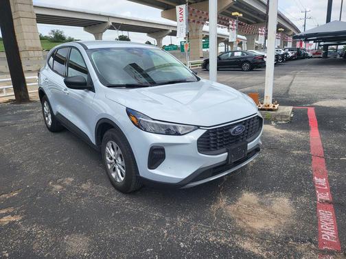 Vapor Blue Metallic 2025 Ford Escape Active