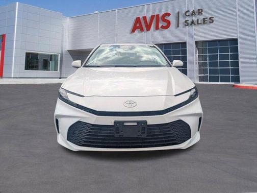 Ice Cap 2025 Toyota Camry LE