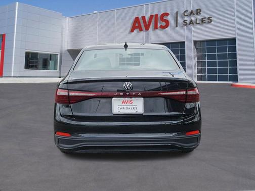 Deep Black Pearl 2025 Volkswagen Jetta 1.5T Sport