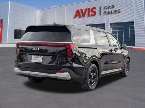 2025 Kia Carnival LXS