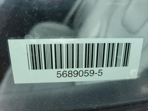 Fluid Metal 2025 Hyundai ELANTRA Limited