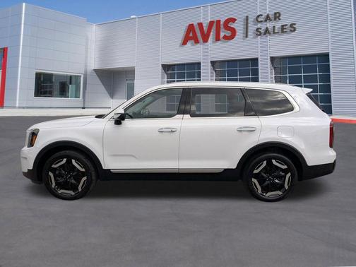 Glacial White Pearl 2025 Kia Telluride S