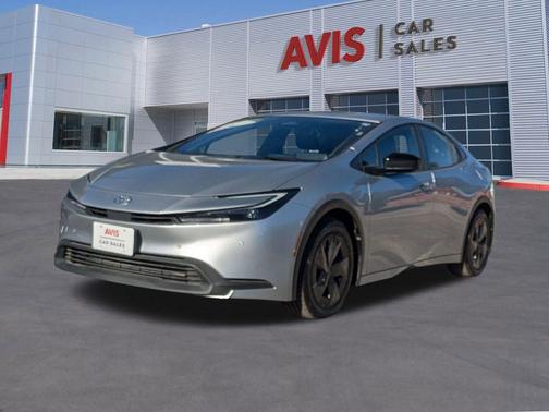 2025 Toyota Prius LE