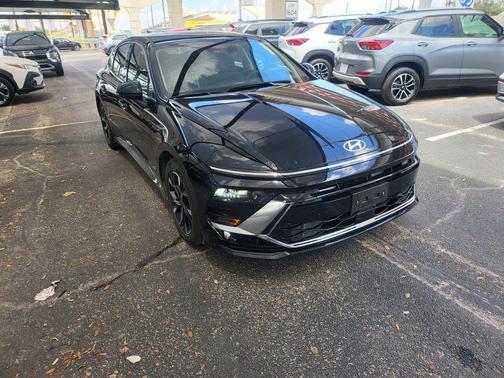 Abyss Black 2025 Hyundai SONATA SEL
