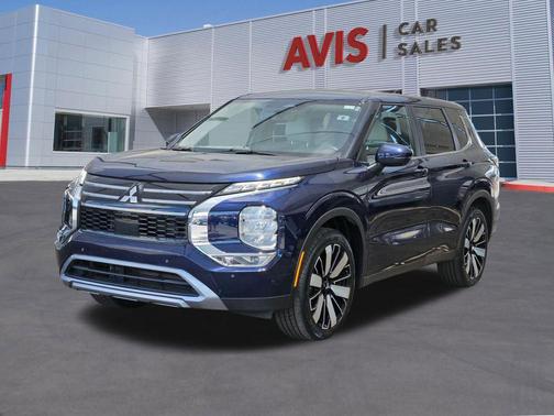 Cosmic Blue Metallic 2025 Mitsubishi Outlander SE 2.5 2WD