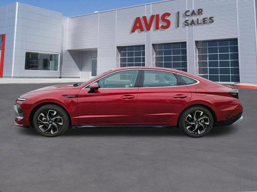 Ultimate red 2025 Hyundai SONATA SEL