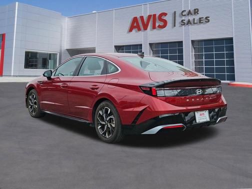 Ultimate red 2025 Hyundai SONATA SEL