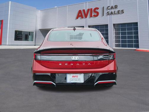 Ultimate red 2025 Hyundai SONATA SEL
