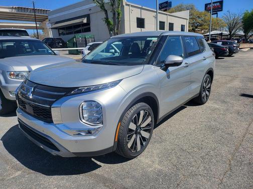 2025 Mitsubishi Outlander SE 2.5 2WD