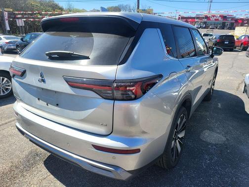 2025 Mitsubishi Outlander SE 2.5 2WD