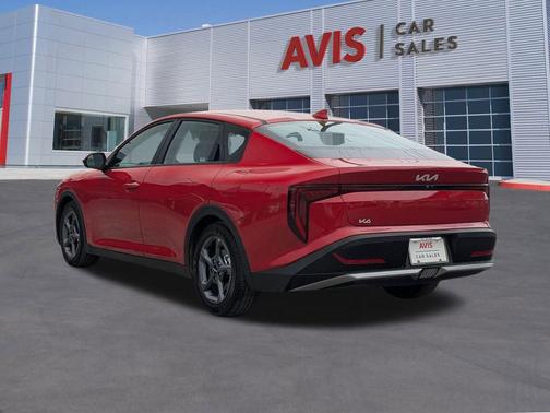 2025 Kia K4 LXS