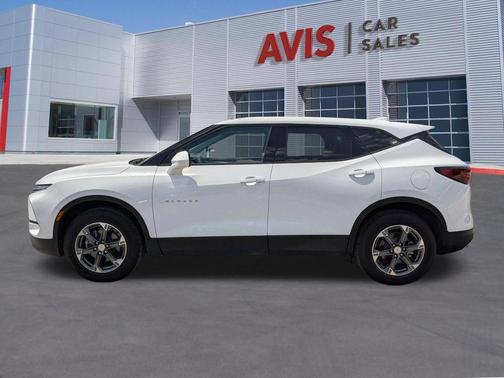Summit White 2025 Chevrolet Blazer 2LT