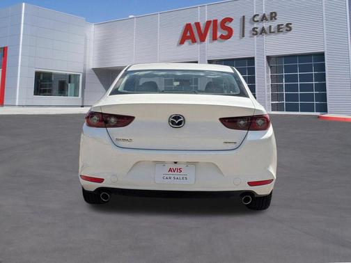 Snowflake White Pearl Mica 2025 Mazda Mazda3 FWD w/Preferred Package