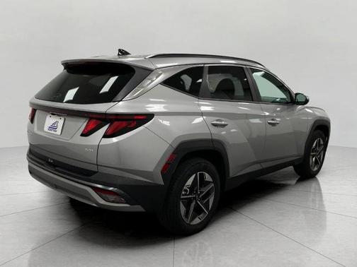 Silver 2025 Hyundai TUCSON SEL